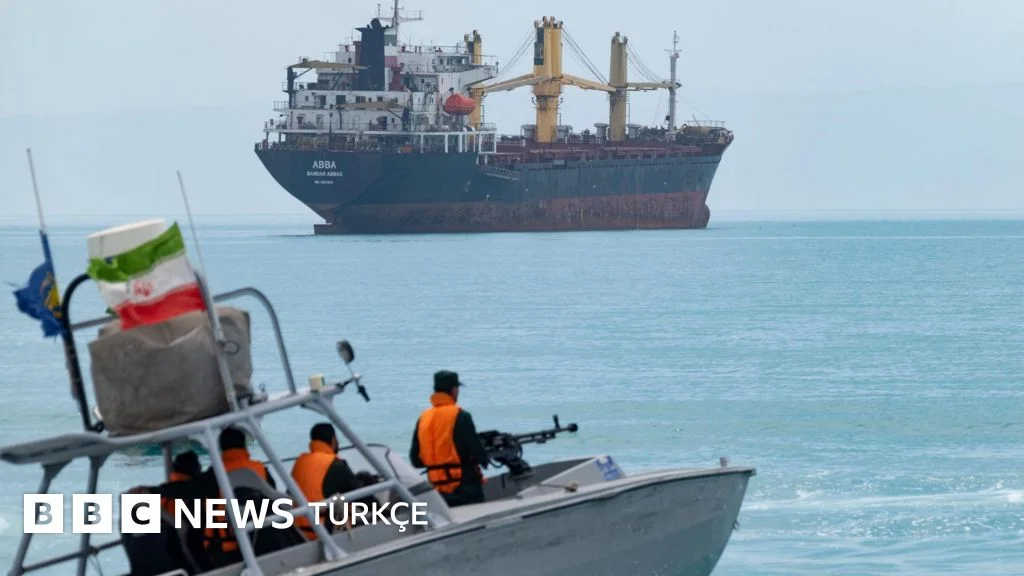 Hürmüz Boğazı nasıl İran'ın en güçlü silahı haline geldi?